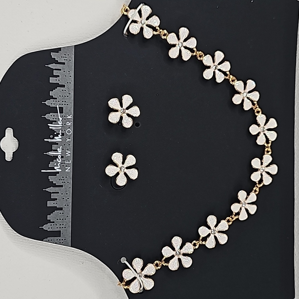 Flower Petal Necklace & Earring Set in Shimmering Iridescent White w Crystal‎